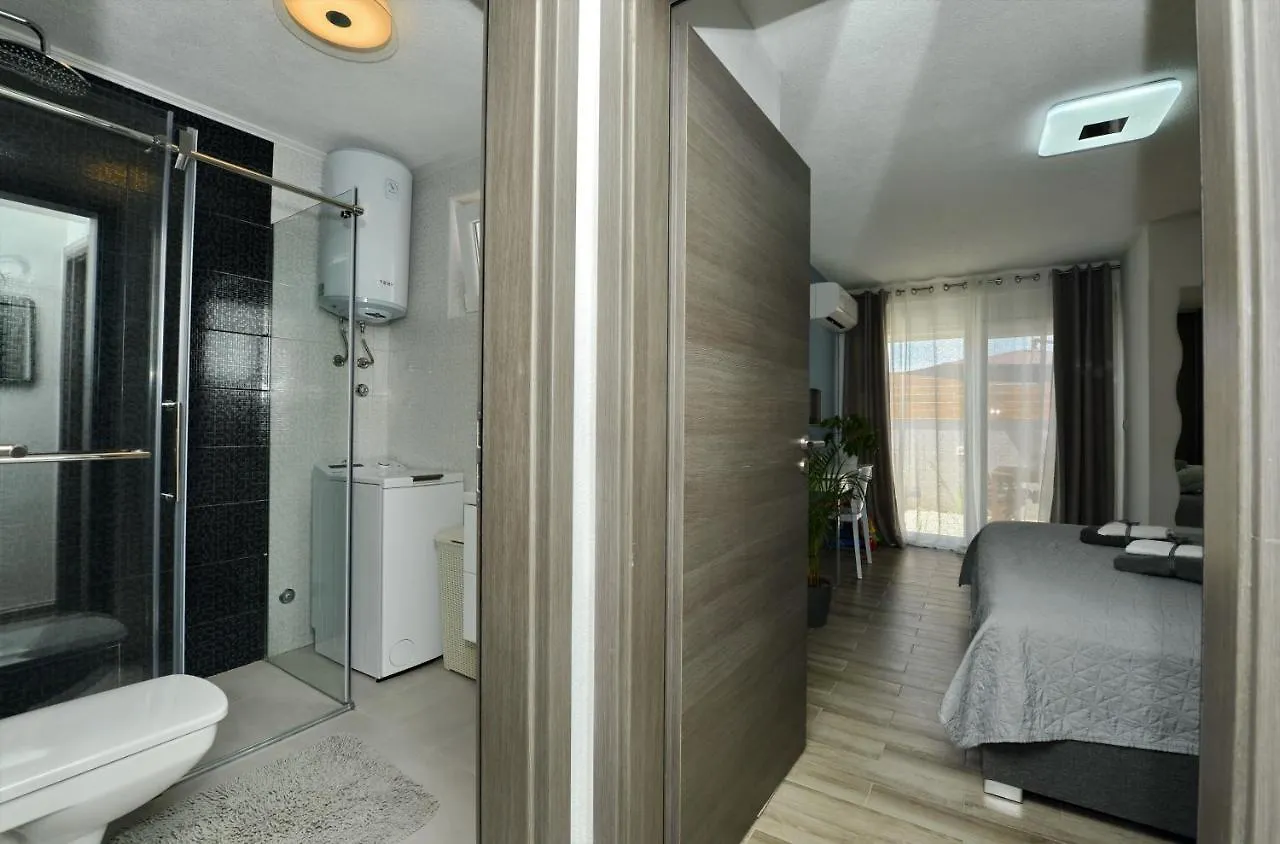 Pop Holiday House Zadar 0*,  Croatia